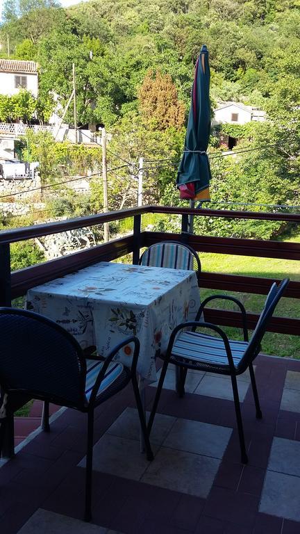 Apartment Ilario Cres Eksteriør billede